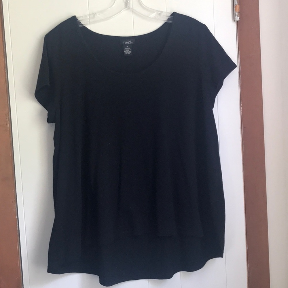 Rue21 Black T-shirt